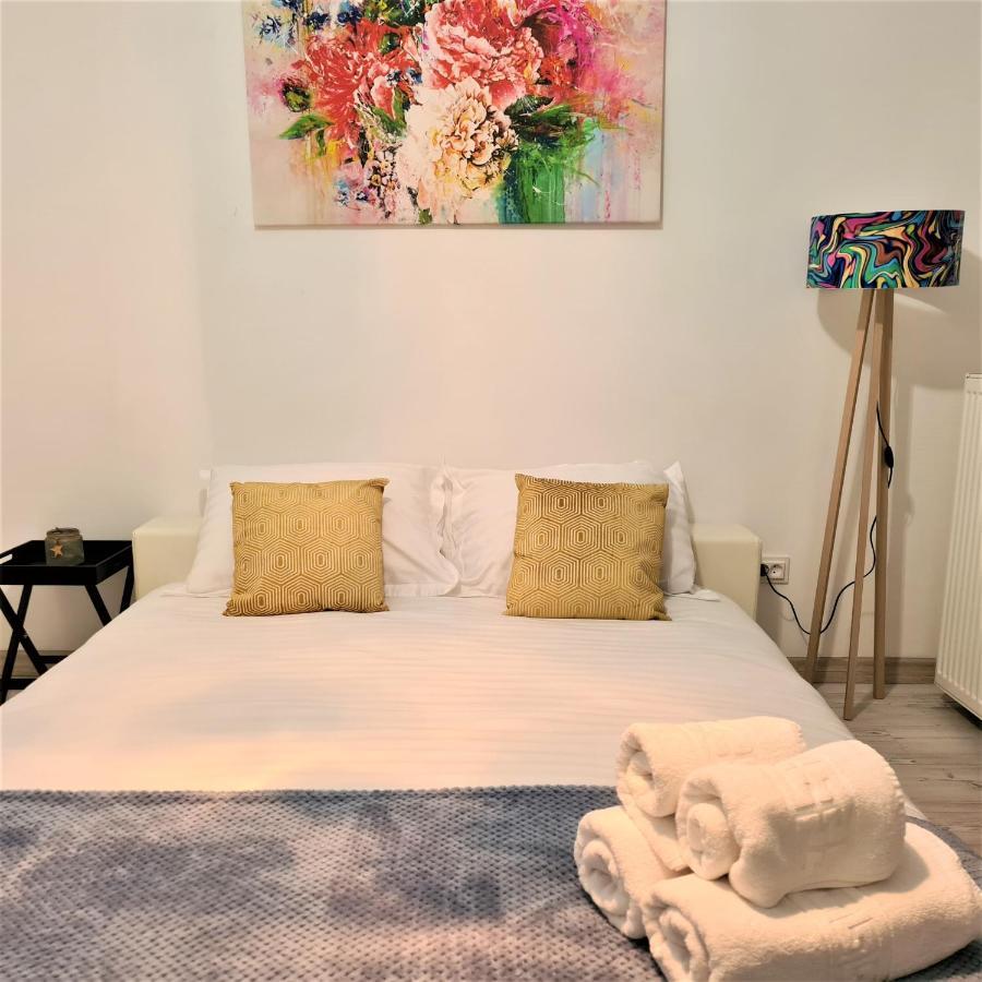 Central Bucharest World Apart-Hotel Екстериор снимка